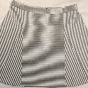 NWOT Michael Kors Women's Gray/White Striped Short Casual A-Line Skirt Size 8